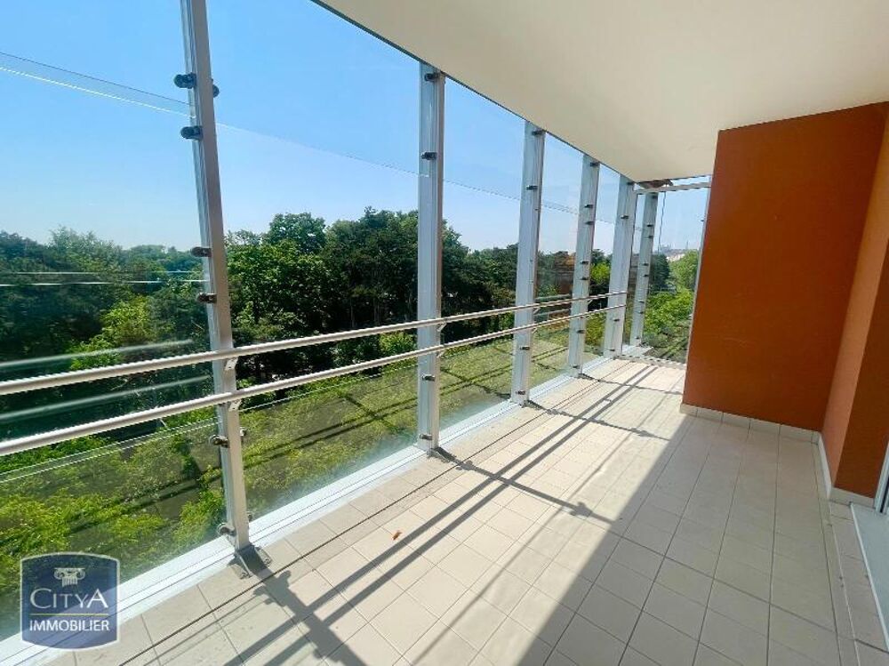 location Appartement - 3 pièce(s) - 82 m² Lyon 6