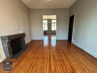  Appartement � louer 5 pi�ces 164 m�