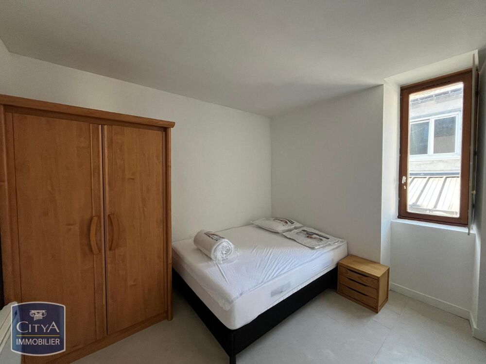 A LOUER à LAVAL, appartement de type T1 situé dans un qu....