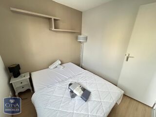  Appartement à louer 1 pièce 28 m²