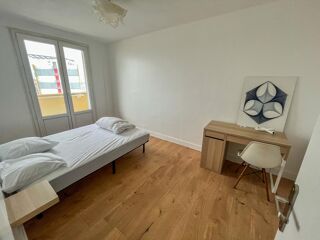  Appartement à louer 4 pièces 69 m²