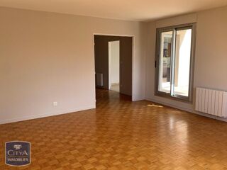  Appartement à louer 5 pièces 110 m²
