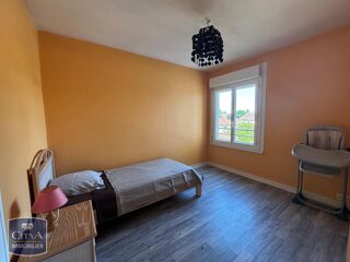  Appartement à louer 3 pièces 74 m²
