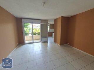  Appartement à louer 2 pièces 48 m²