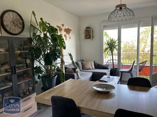  Appartement à louer 3 pièces 68 m²