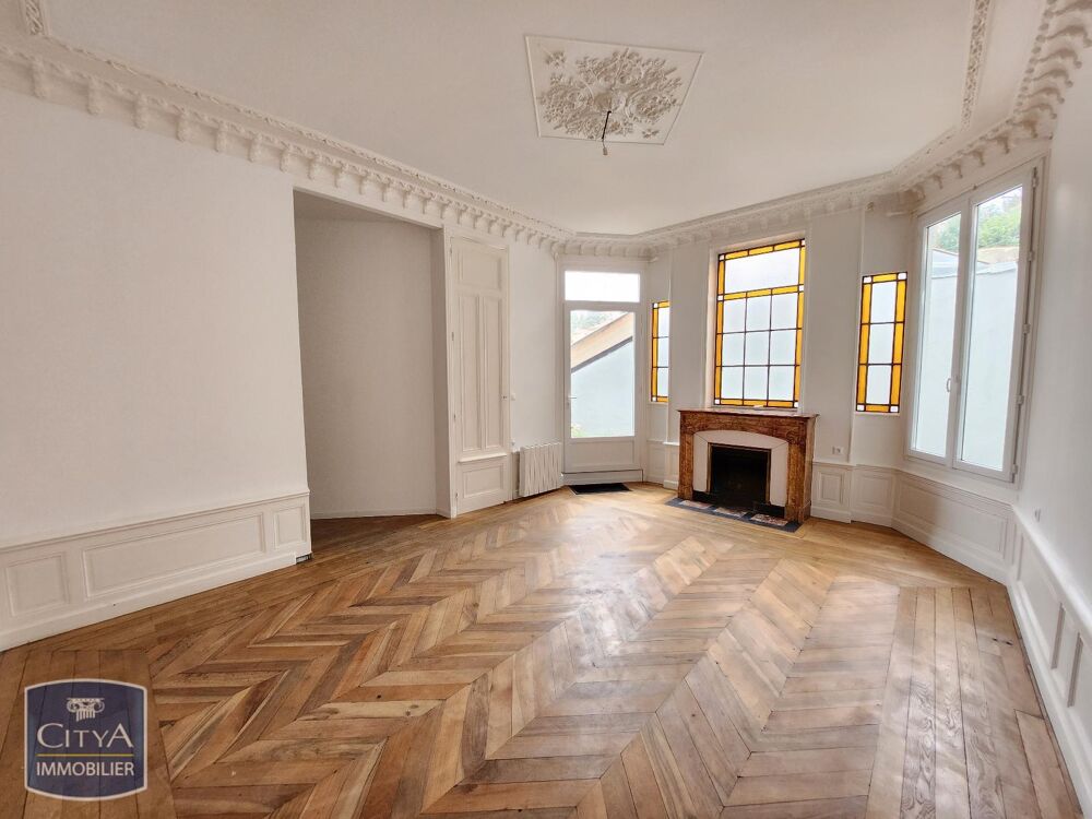 EXCLUSIVITÉ - GRAND APPARTEMENT 3 PIÈCES ENTIEREMENT REN....