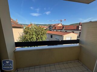  Appartement à louer 4 pièces 89 m²