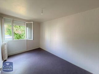  Appartement à louer 4 pièces 75 m²