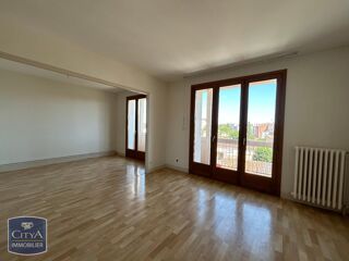  Appartement à louer 3 pièces 94 m²