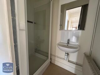  Appartement à louer 3 pièces 73 m²