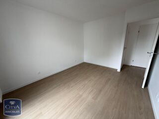  Appartement à louer 3 pièces 68 m²