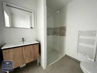  Appartement à louer 2 pièces 43 m²