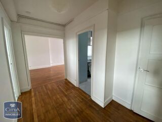  Appartement à louer 3 pièces 65 m²