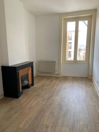  Appartement à louer 3 pièces 66 m²