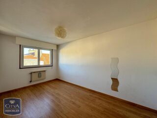  Appartement à louer 4 pièces 95 m²