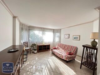  Appartement à louer 2 pièces 53 m²