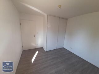  Appartement à louer 2 pièces 54 m²