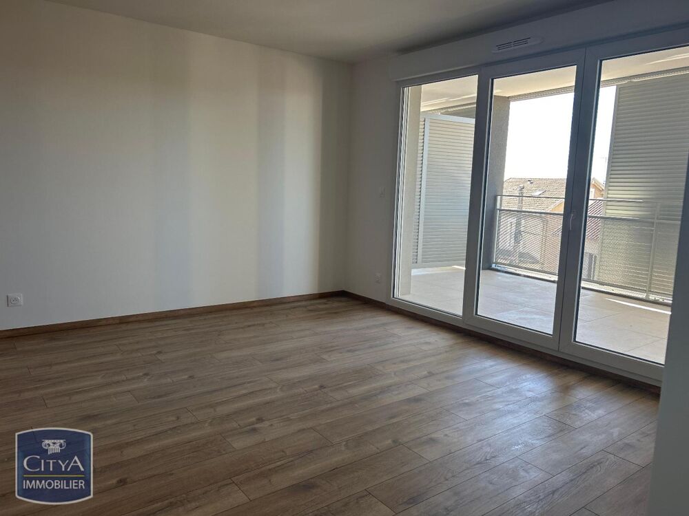 location Appartement - 4 pièce(s) - 74 m² Bourg-en-Bresse (01000)