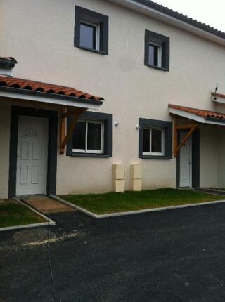  Villa à louer 4 pièces 91 m² Meyzieu