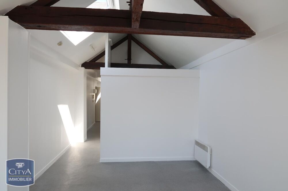 location Appartement - 2 pièce(s) - 46 m² Saint-Quentin (02100)