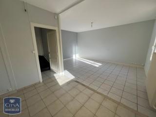 location Appartement - 3 pièce(s) - 54 m² Auzat-la-Combelle (63570)