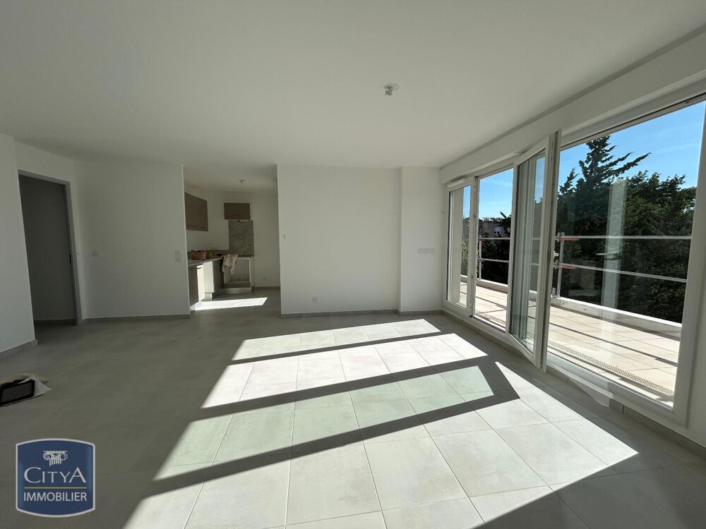 location Appartement - 4 pièce(s) - 100 m² Morières-lès-Avignon (84310)