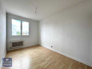  Appartement � louer 5 pi�ces 88 m�
