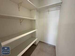 Appartement à louer 1 pièce 33 m²