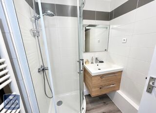  Appartement à louer 2 pièces 33 m²