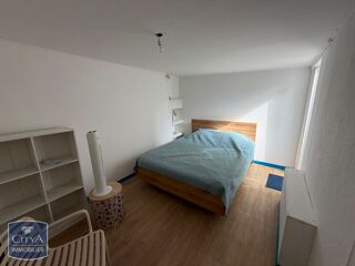  Maison à louer 3 pièces 80 m²