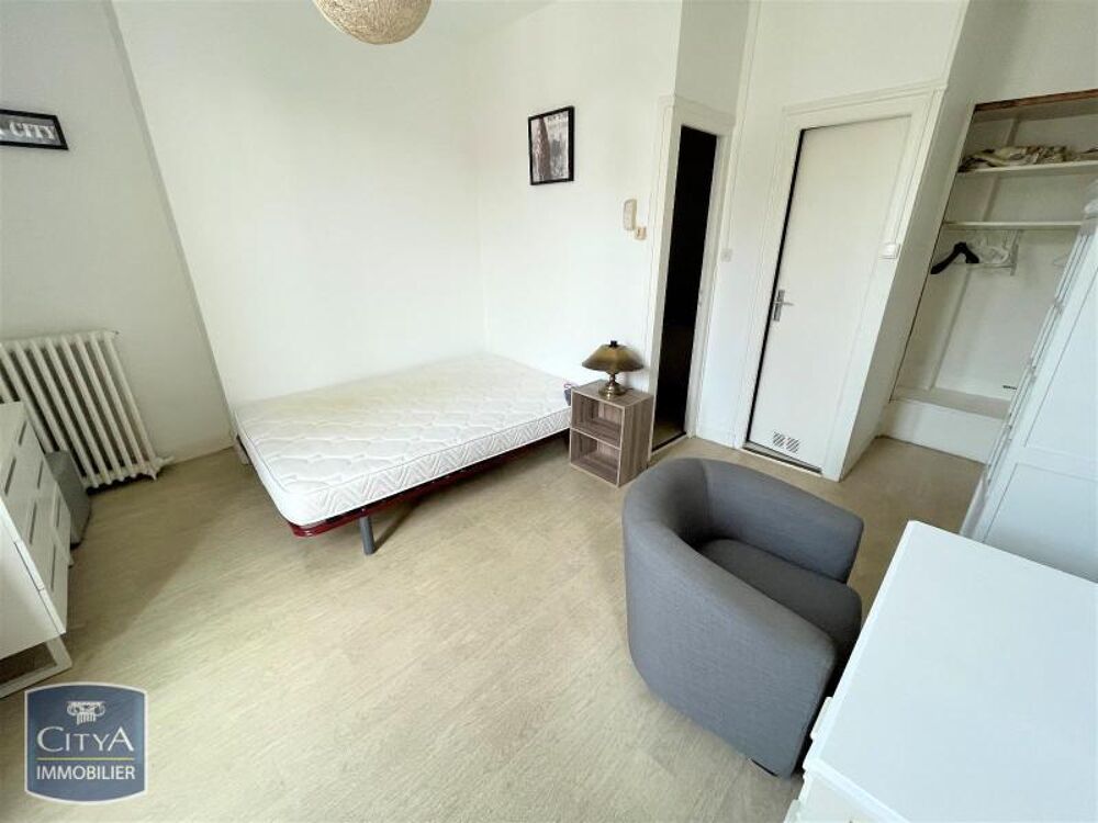 À LOUER : Appartement rénové T1 situé en plein coeur de L....