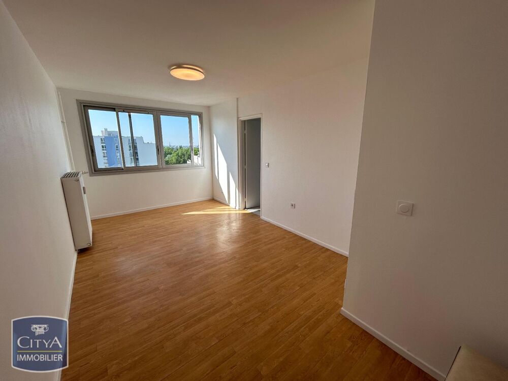 À LOUER : Appartement T1 situé à La Madeleine. Ce bien i....