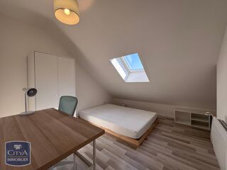  Appartement à louer 4 pièces 36 m²