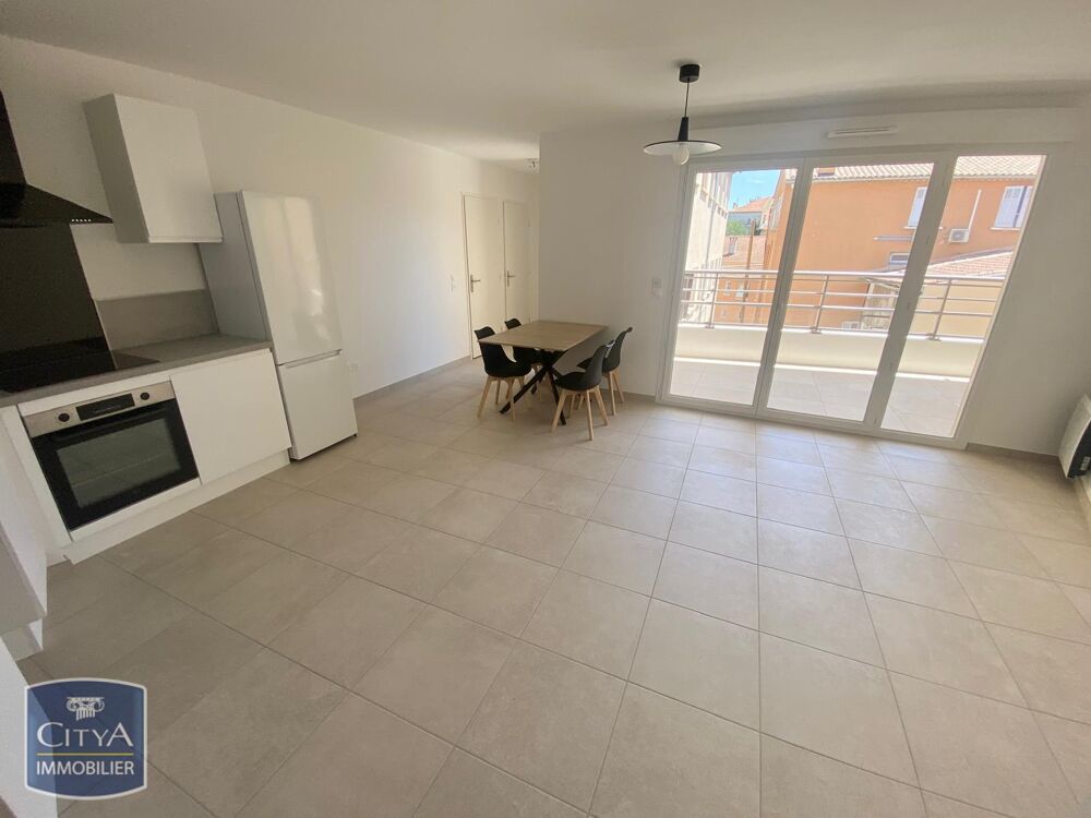 location Appartement - 2 pièce(s) - 47 m² Solliès-Pont (83210)