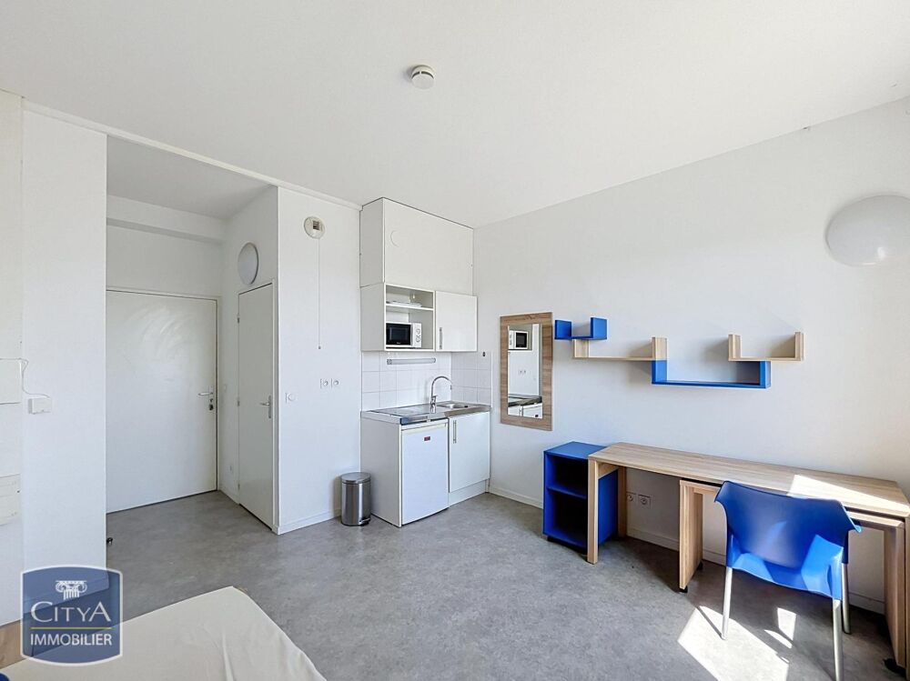 location Appartement - 1 pièce(s) - 18 m² Caluire-et-Cuire (69300)
