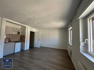  Appartement à louer 1 pièce 32 m²