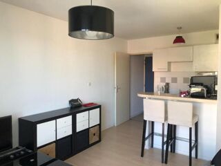  Appartement à louer 2 pièces 32 m²