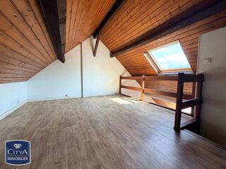  Appartement à louer 4 pièces 72 m²