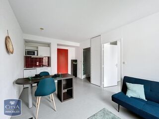  Appartement à louer 2 pièces 30 m²
