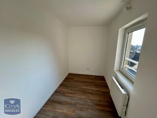  Appartement à louer 2 pièces 32 m²