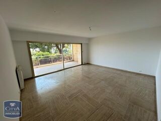  Appartement à louer 3 pièces 85 m²