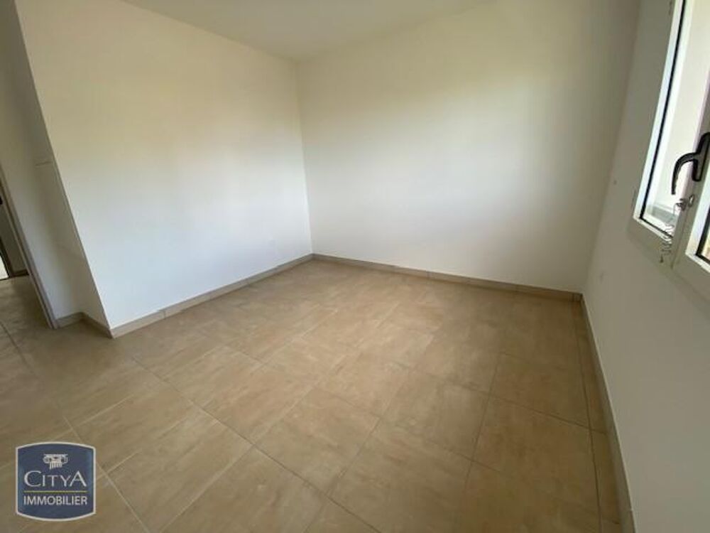 location Appartement - 1 pièce(s) - 23 m² Le Tampon (97430)