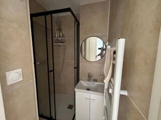  Appartement à louer 3 pièces 87 m²