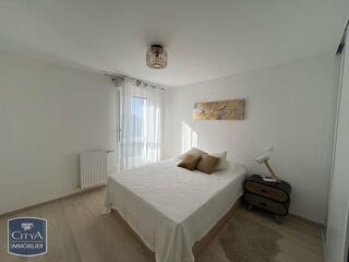  Appartement à louer 3 pièces 64 m²