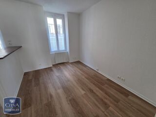  Appartement à louer 2 pièces 32 m²