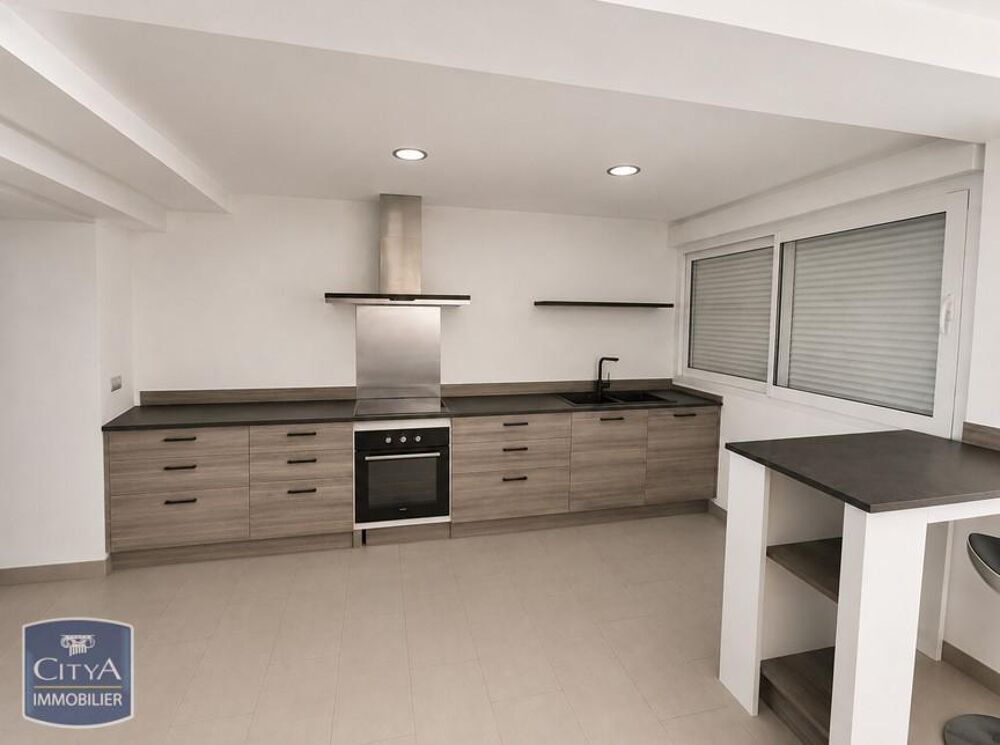 location Appartement - 3 pièce(s) - 83 m² Rodilhan (30230)