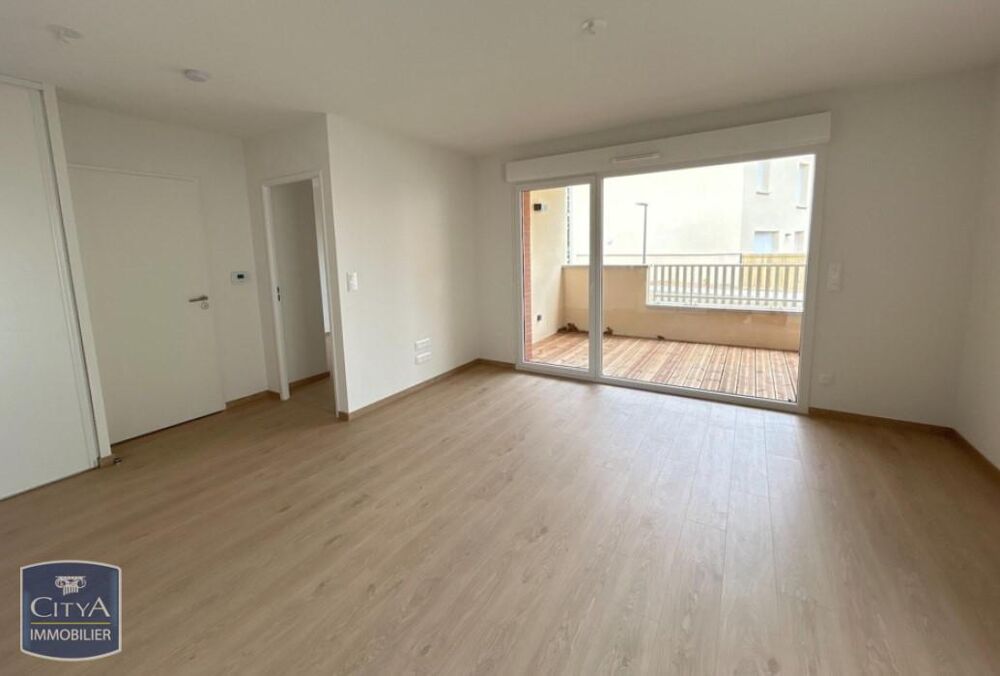 **À LOUER : Appartement T2 récent PINS JUSTARET - DISPON....