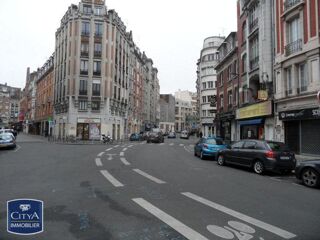  Parking / Garage à louer 