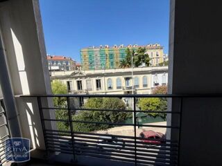  Appartement à louer 2 pièces 33 m²