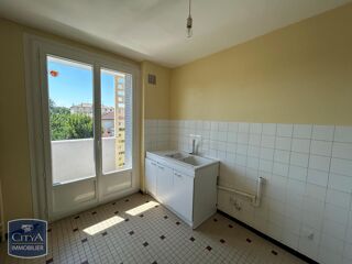  Appartement à louer 3 pièces 63 m²